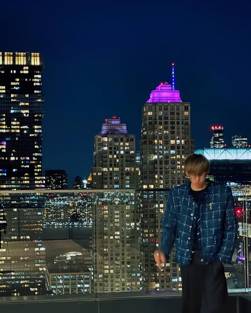 Ted 的 Instagram 公开帖子封面 03